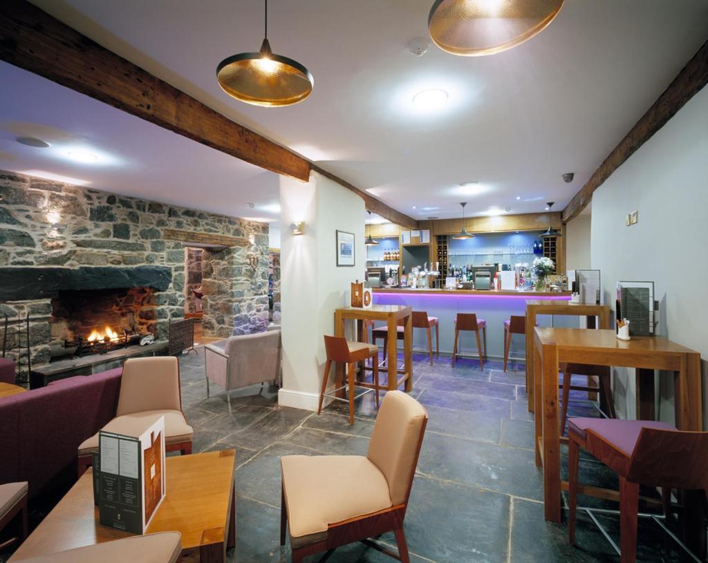 Cross Foxes - Bar Grill Rooms Dolgellau Luaran gambar