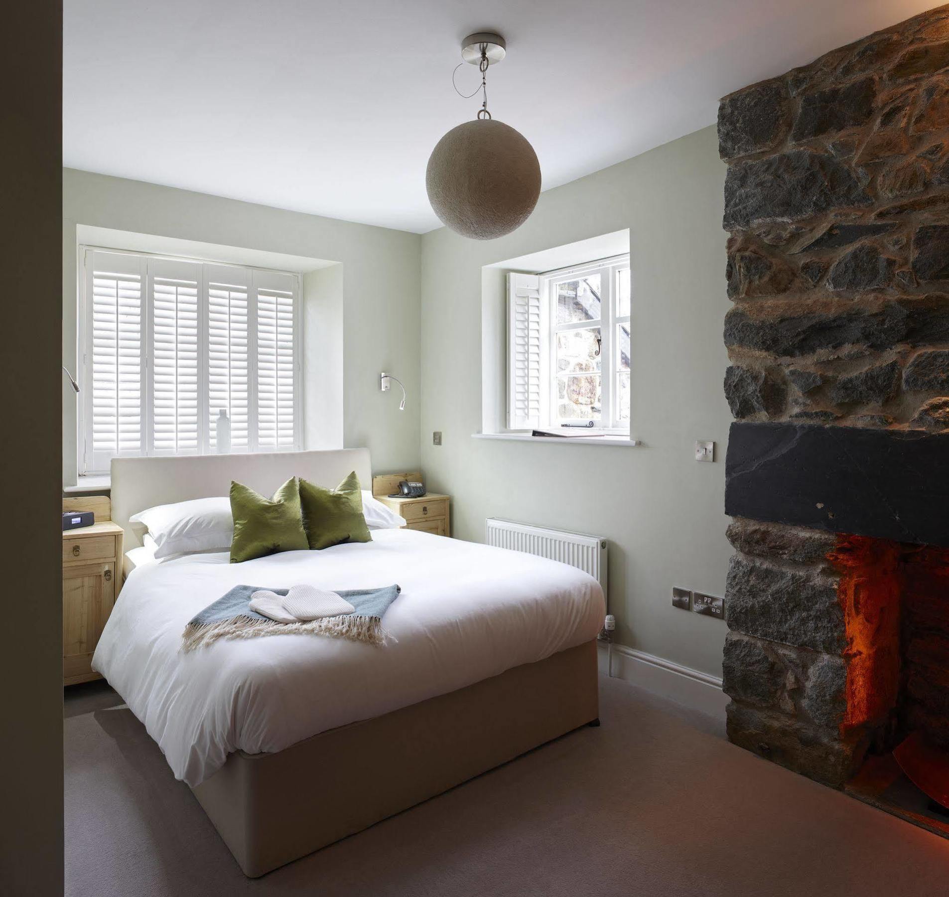 Cross Foxes - Bar Grill Rooms Dolgellau Luaran gambar