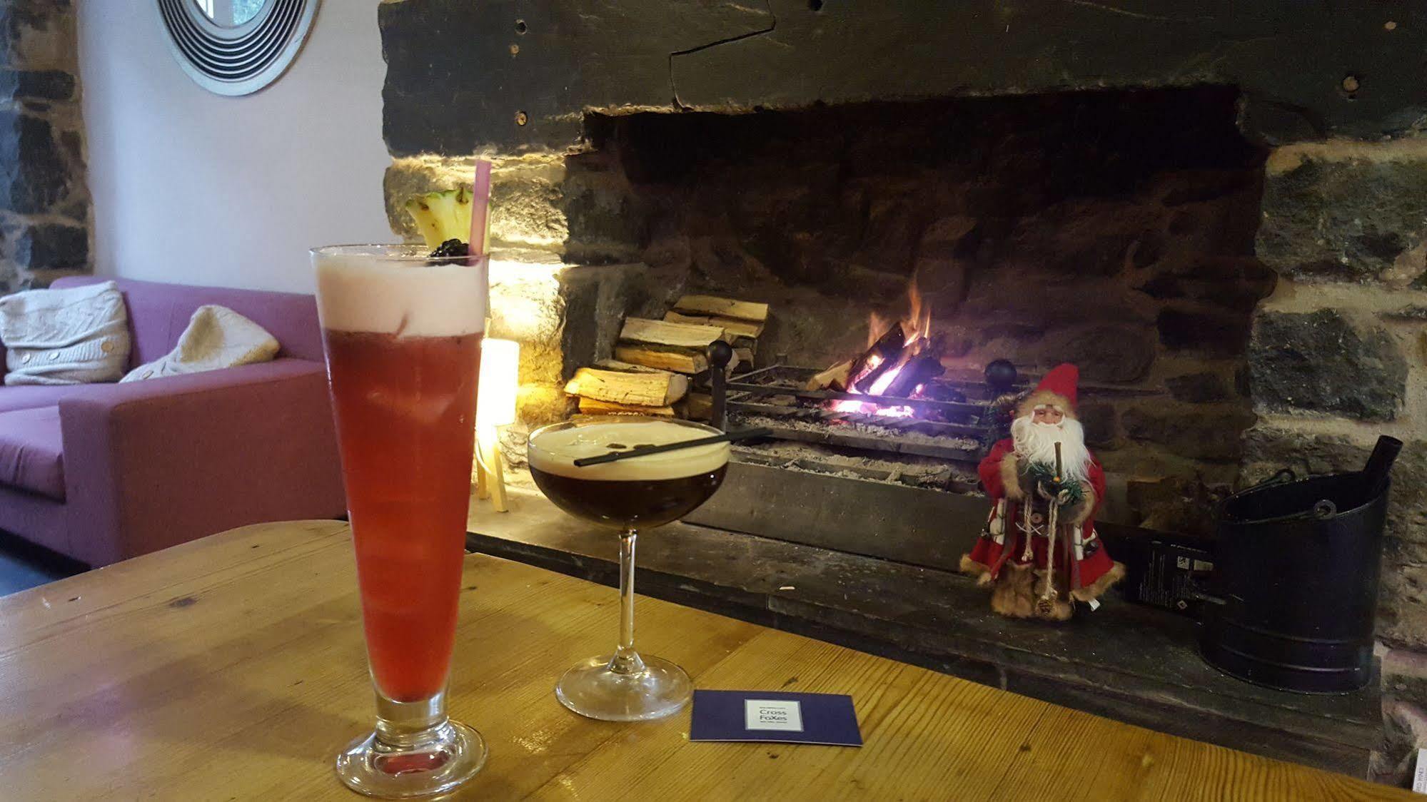 Cross Foxes - Bar Grill Rooms Dolgellau Luaran gambar